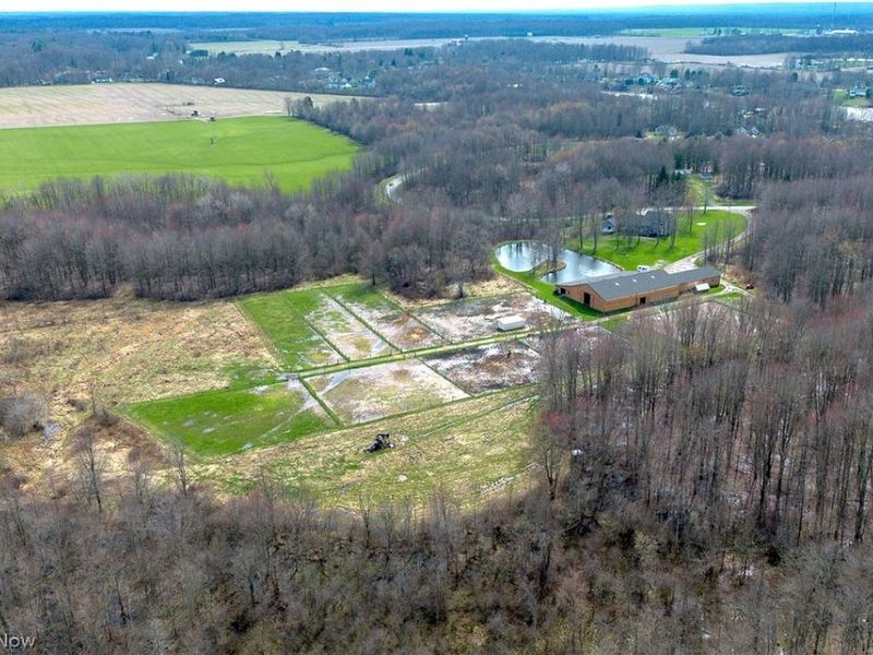 1315 Morning Star Drive, Roaming Shores, OH 44084 Photo 8