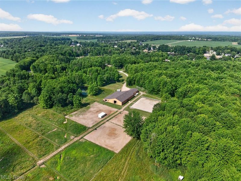 1315 Morning Star Drive, Roaming Shores, OH 44084 Photo 9
