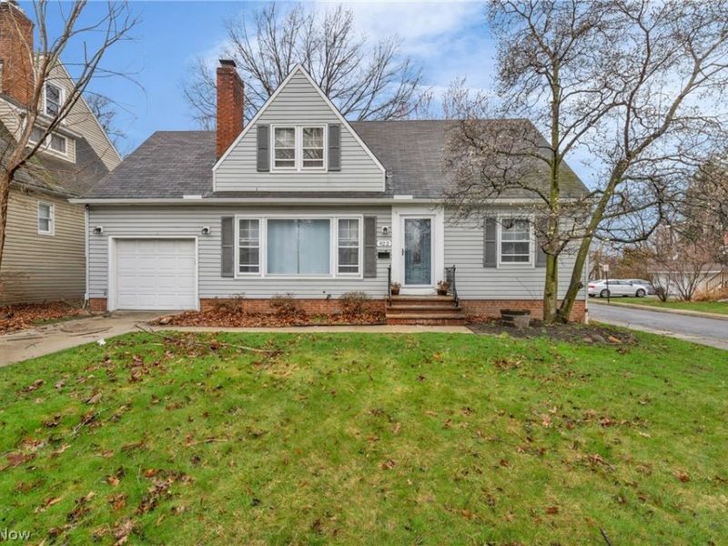 922 Cambridge Road, Cleveland Heights, OH 44121 Photo 1