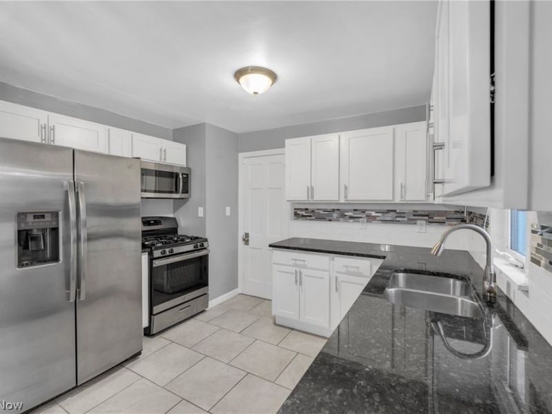 922 Cambridge Road, Cleveland Heights, OH 44121 Photo 16