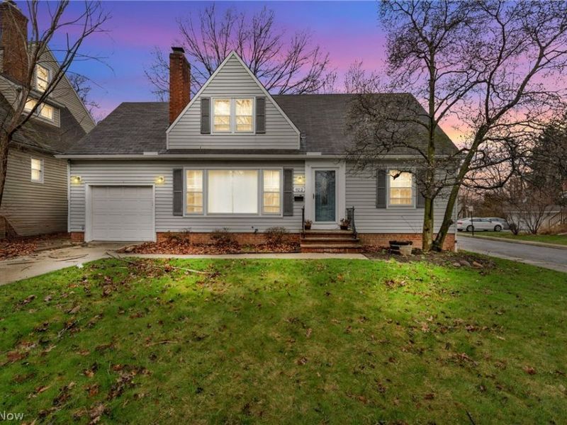 922 Cambridge Road, Cleveland Heights, OH 44121 Photo 3