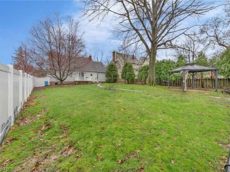 922 Cambridge Road, Cleveland Heights, OH 44121 Photo 9