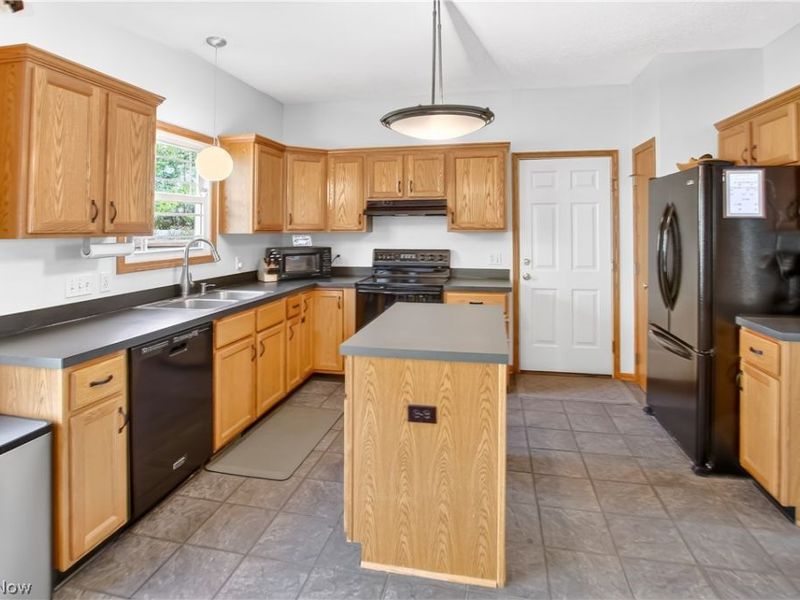 3412 Squires Bend, Cuyahoga Falls, OH 44223 Photo 19