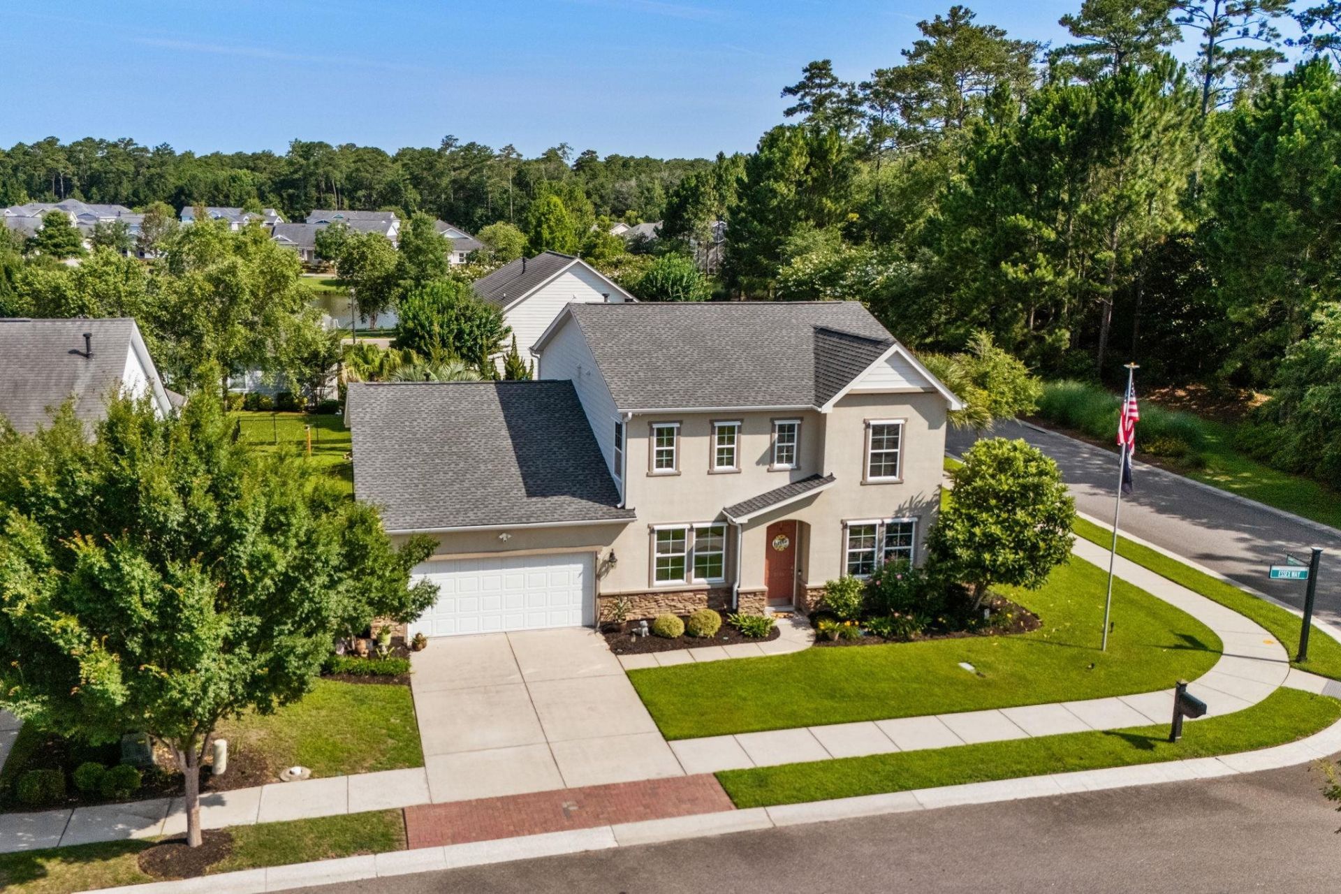 1696 Essex Way Photo 41