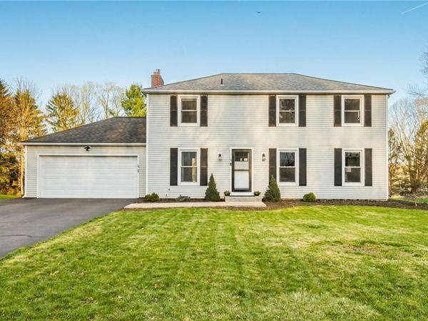 16 Bent Oak , Fairport, NY 14450