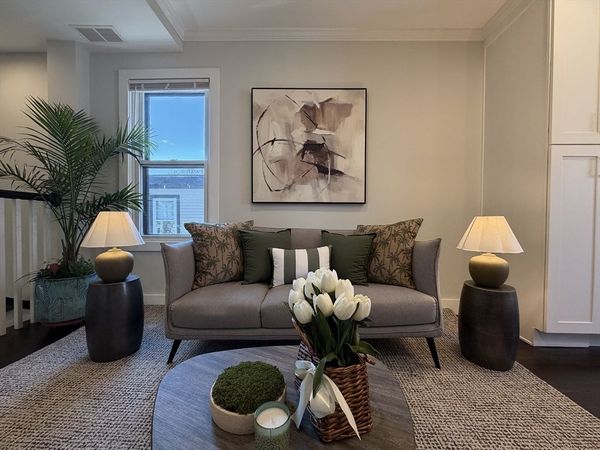 57 Hurley St, Unit 3, Cambridge, MA 02141