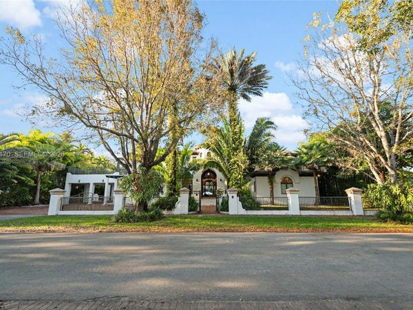 1253 Sorolla Ave, Coral Gables, FL 33134