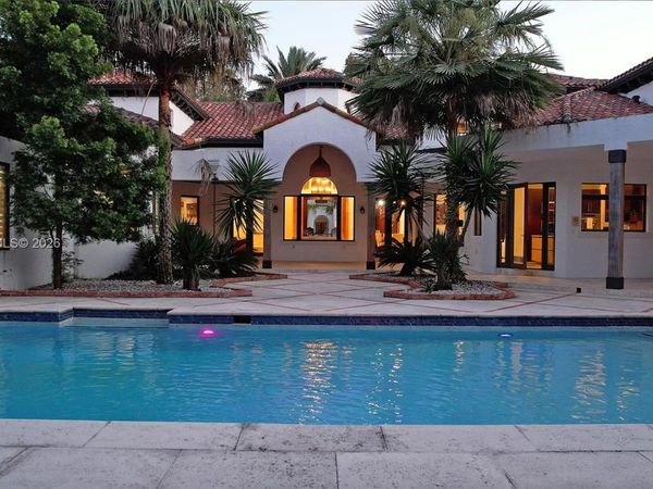 1253 Sorolla Ave, Coral Gables, FL 33134