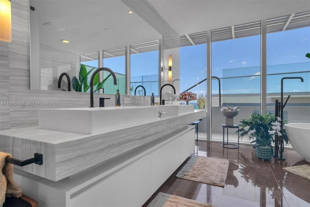 2200 N Ocean Blvd, Unit N804, Fort Lauderdale, FL 33305 Photo