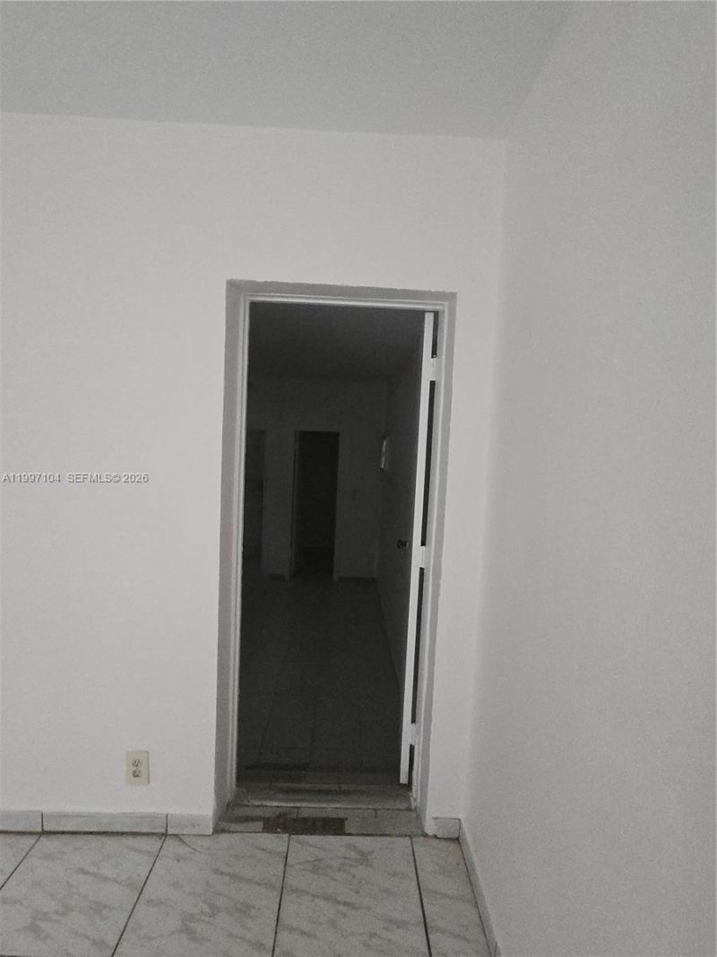 7840 SW 23rd St, Miami, FL 33155 Photo