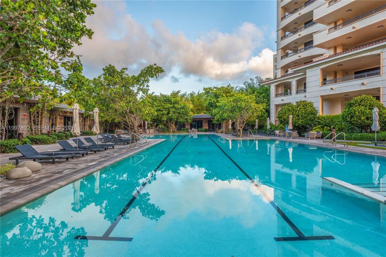 6882 Fisher Island Dr , Unit 6882, Miami Beach, FL 33109 Photo