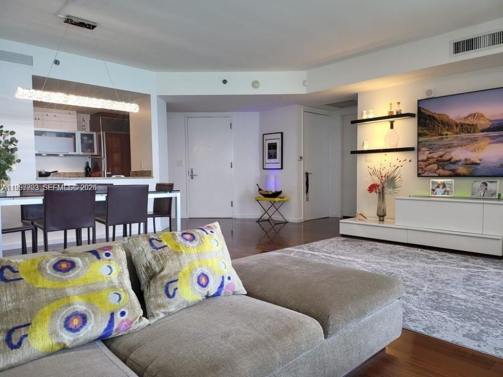 17201 Collins Ave, Unit 2005, Sunny Isles Beach, FL 33160 Photo