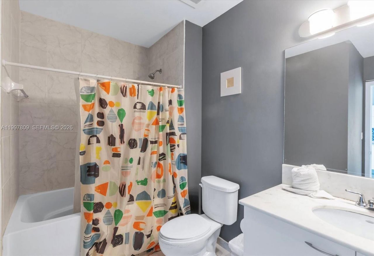 133 NE 2nd Ave, Unit 2015, Miami, FL 33132 Photo