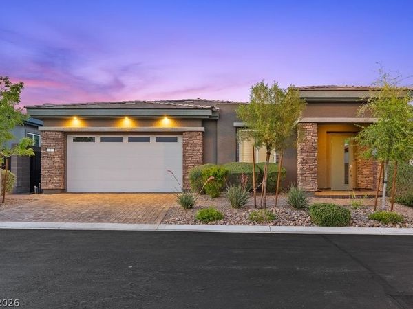 8 Reflection Cove Drive, Henderson, NV 89011