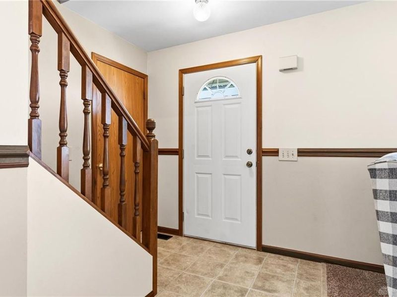 110 Ashbrook Trail, Farmersville, OH 45325 Photo 9