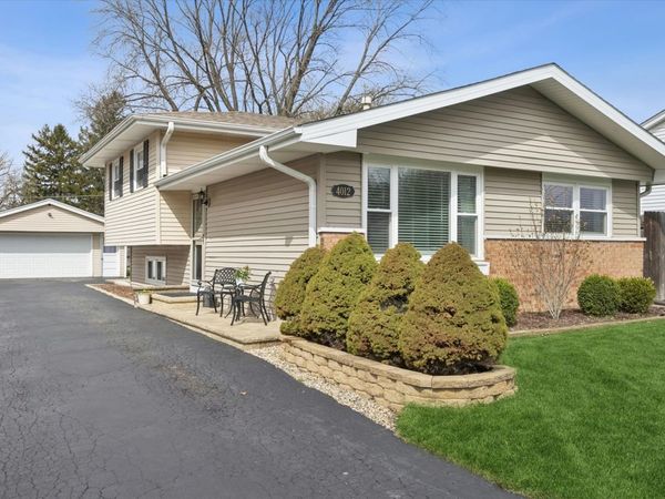4012 Liberty Boulevard , Westmont, IL 60559
