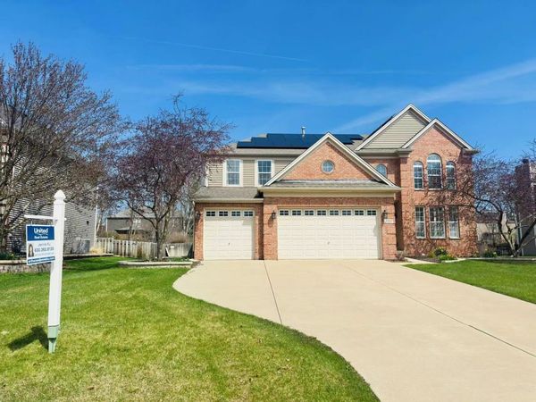 2717 Berman Road, North Aurora, IL 60542