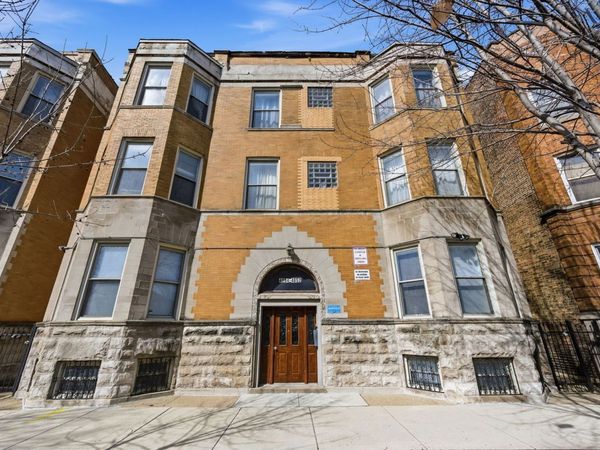 4852 S Prairie Avenue , Unit 2B, Chicago, IL 60615