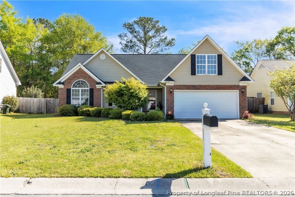 4223 Pete Warner Court, Hope Mills, NC 28348 Main Photo