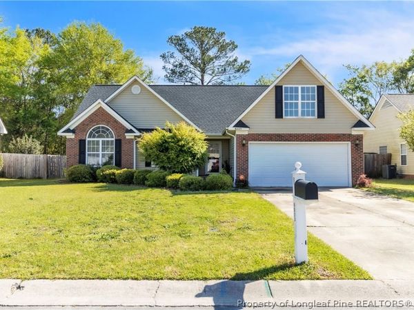 4223 Pete Warner Court, Hope Mills, NC 28348