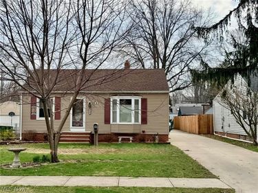 8141 Dartmoor Road , Mentor, OH 44060