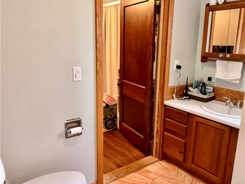 38026 Barber Avenue, Willoughby, OH 44094 Photo 31