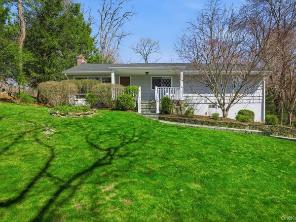 26 Meadow Lane, Chappaqua, NY 10514