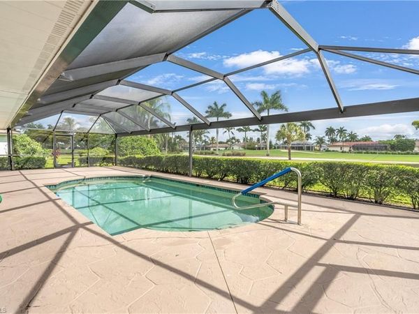 313 Forest Hills BLVD , NAPLES, FL 34113