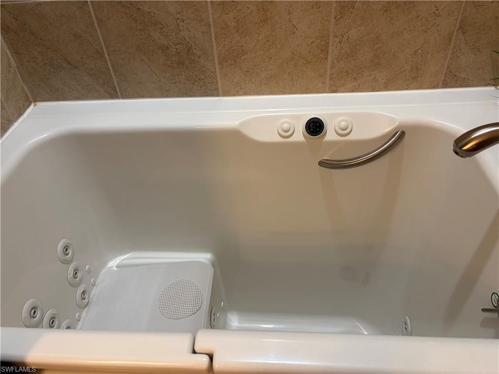 3156 Amadora Cir, Cape Coral, FL 33909 Photo