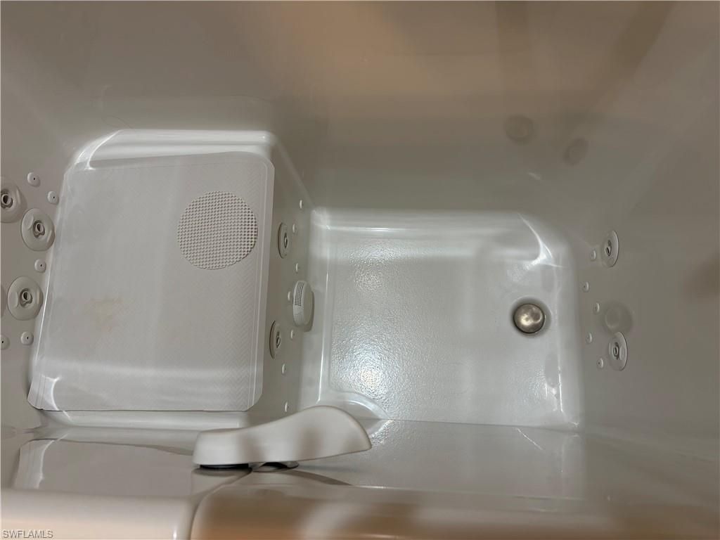 3156 Amadora Cir, Cape Coral, FL 33909 Photo