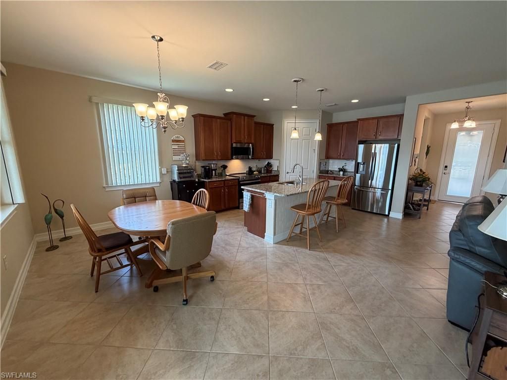 3156 Amadora Cir, Cape Coral, FL 33909 Photo