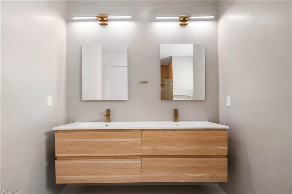 3539 NW 41st Pl , Cape Coral, FL 33993 Photo