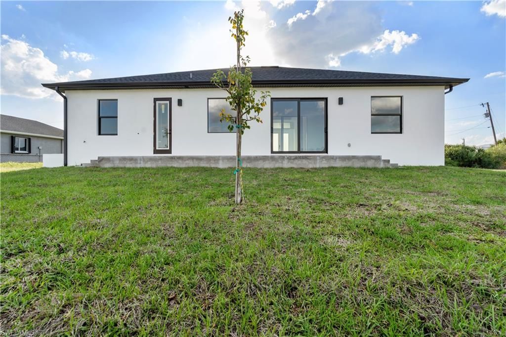 3539 NW 41st Pl , Cape Coral, FL 33993 Photo