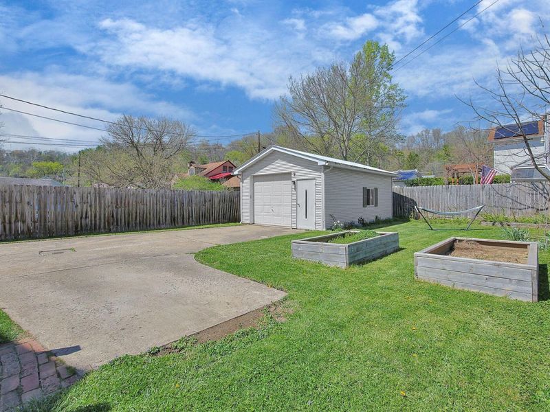 300 E State Street, Athens, OH 45701 Photo 32