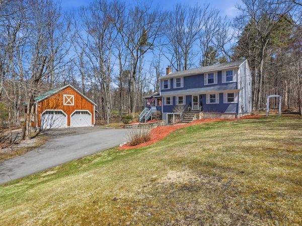 11 Elwood Road, Derry, NH 03038