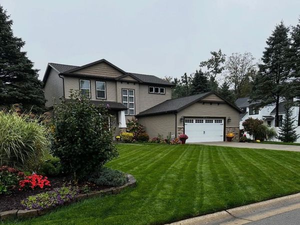 5193 Grand River Circle, Jackson, MI 49201