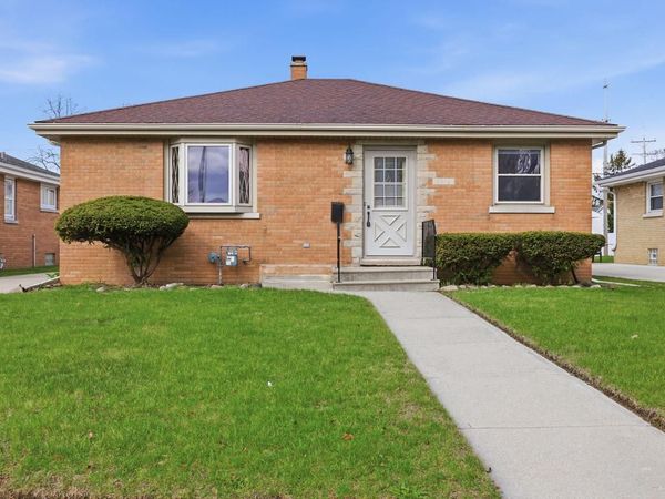 3512 Sheridan ROAD, Kenosha, WI 53140