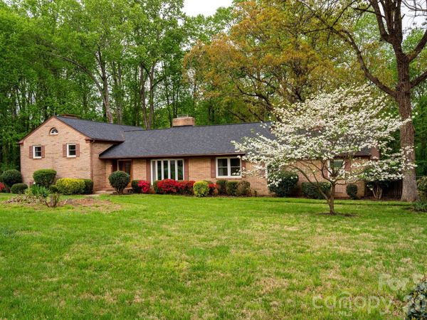 234 Edgewood Drive, Statesville, NC 28625