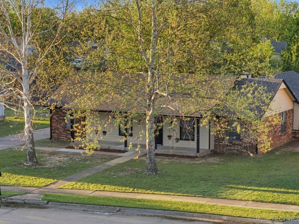 8008 E Madison Street, Broken Arrow, OK 74014