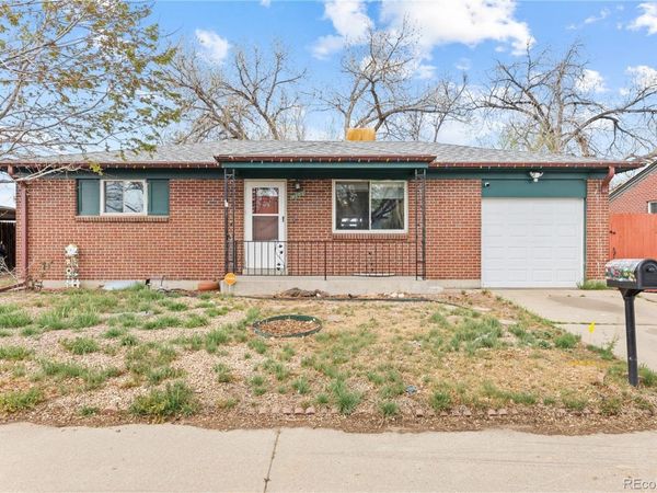 13041 Olmsted Place , Denver, CO 80239