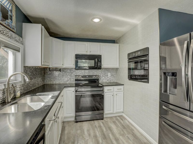 4921 Holtz Drive, Cold Spring, KY 41076 Photo 14