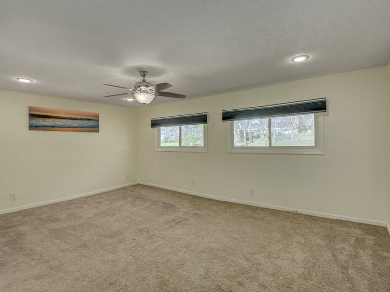 4921 Holtz Drive, Cold Spring, KY 41076 Photo 18