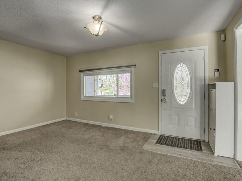 4921 Holtz Drive, Cold Spring, KY 41076 Photo 7