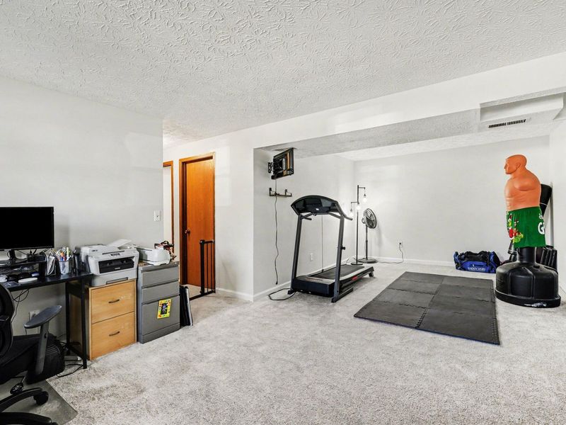 5900 Carlton Drive, Burlington, KY 41005 Photo 11