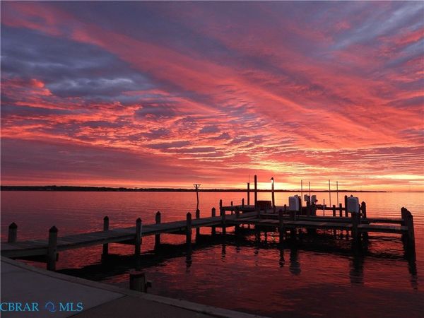 994 Fort Lowry Lane, Dunnsville, VA 22454