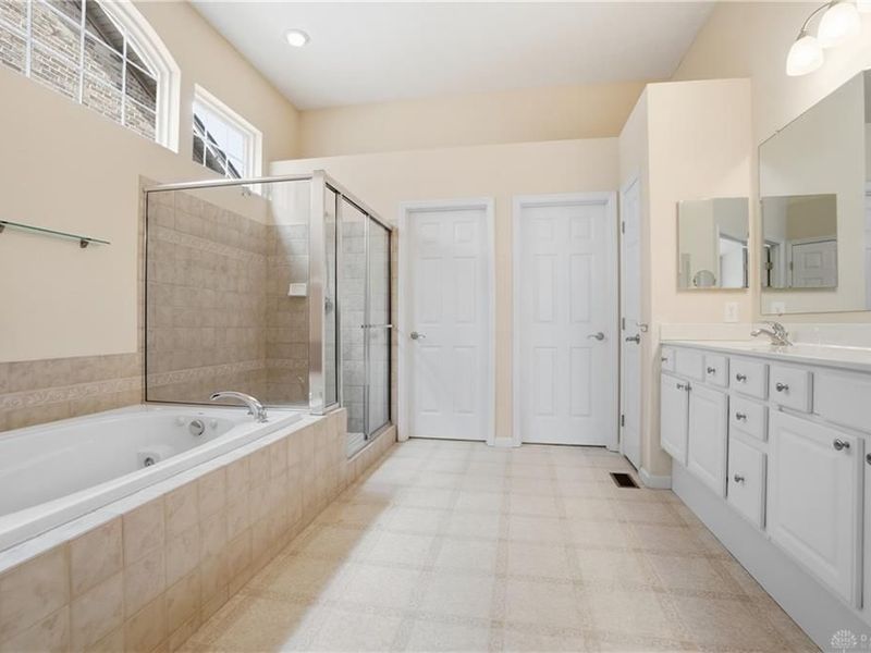 3193 Schaffers Run Court, Fairfield Township, OH 45011 Photo 43