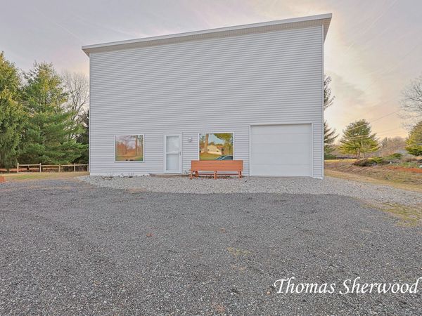 12315 Podunk Avenue NE, Greenville, MI 48838