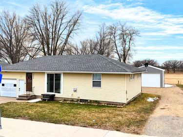 135 Highway 4 N, Melrose, MN 56352