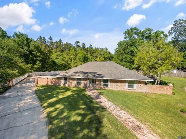 1448 Lansdowne Dr, Denham Springs, LA 70726
