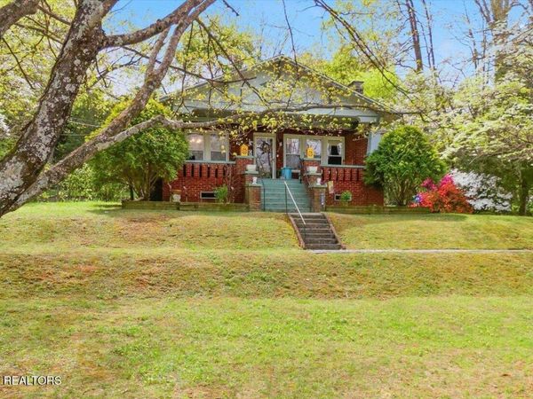 2538 Forestdale Ave, Knoxville, TN 37917